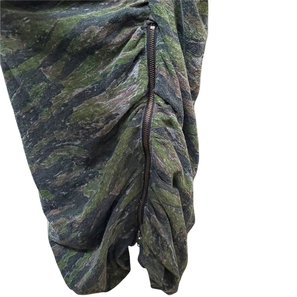 Pam & Gela Zip Camo Print Mini Dress Long Sleeve Green Ruched Distressed L - Picture 5 of 13